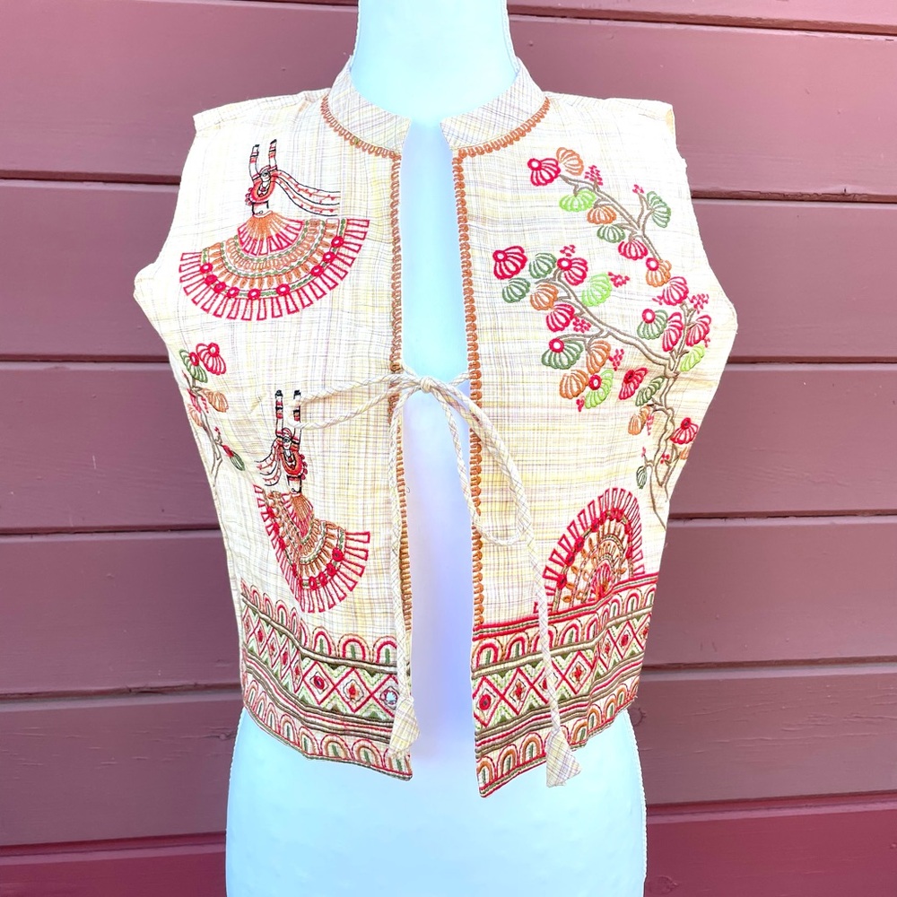 Source Unknown Multicolor‎ Embroidered Vest